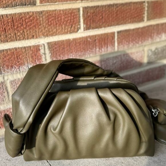 Luxe Knot Bag - Picture 3 of 11